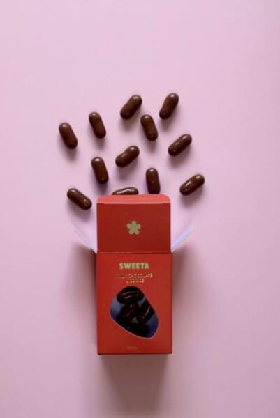 SWEETA Milk Chocolate Licorice